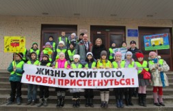 фото 1, 2, 4 отдела пропаганды ГИБДД по Великому Новгороду