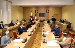 фото с сайта Новгородской областной Думы 